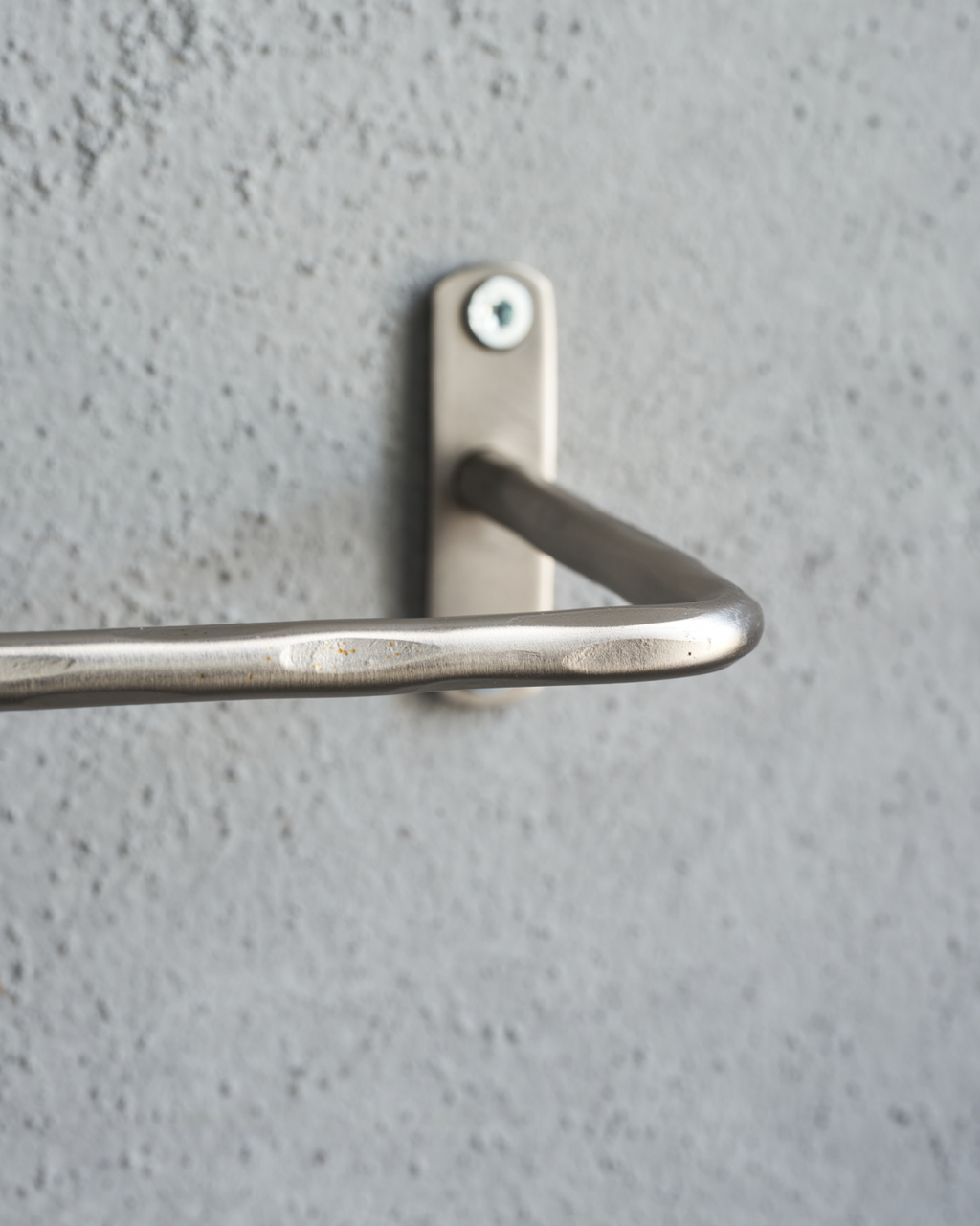 Porte-serviettes en argent brossé